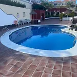 El Mirador Apartment *